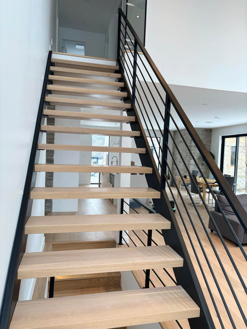 Marche en chêne blanc